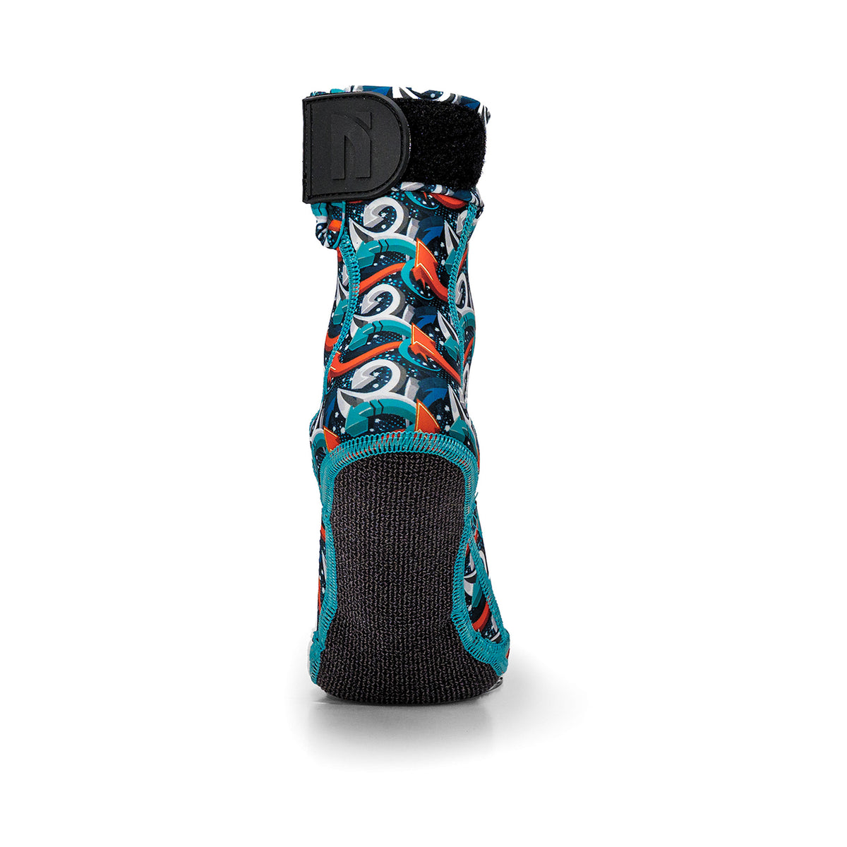 NOMADS Arrow Frenzy kids' beach socks, back view