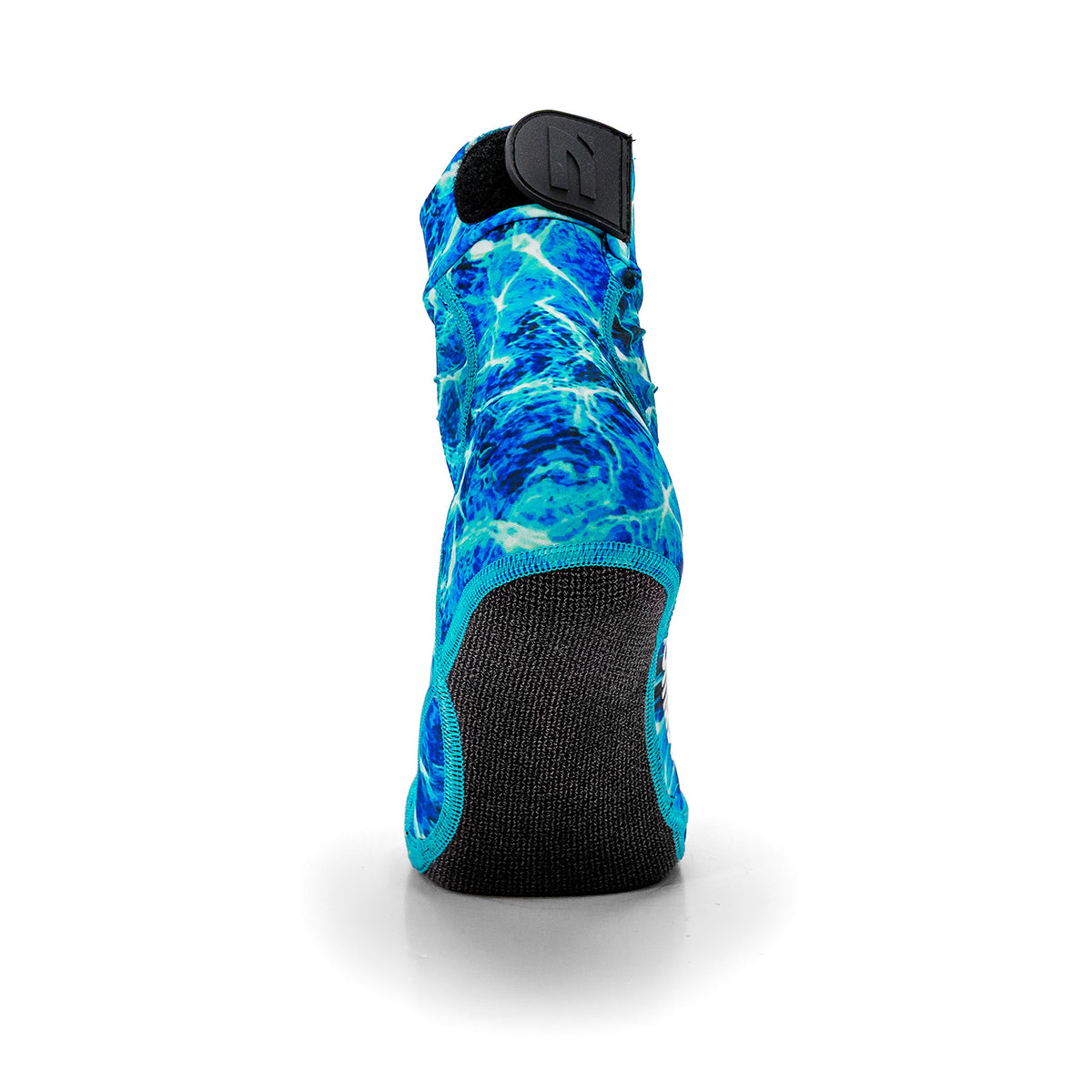 NOMADS Blue Ripple men's beach socks, back view