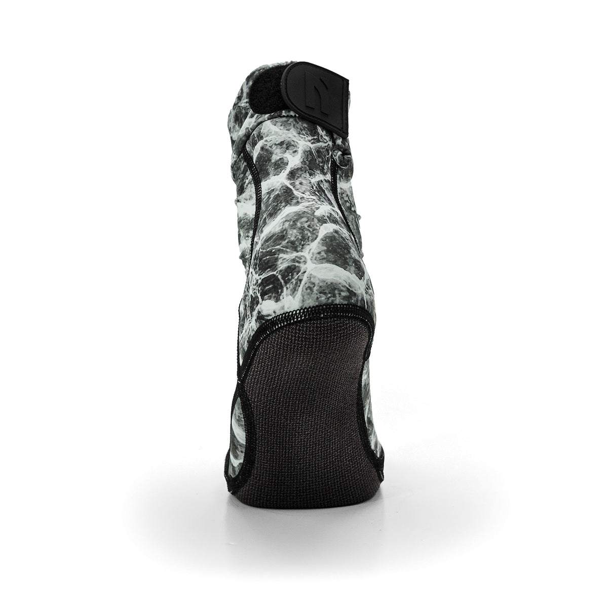 NOMADS Stone Ripple men's beach socks, back view