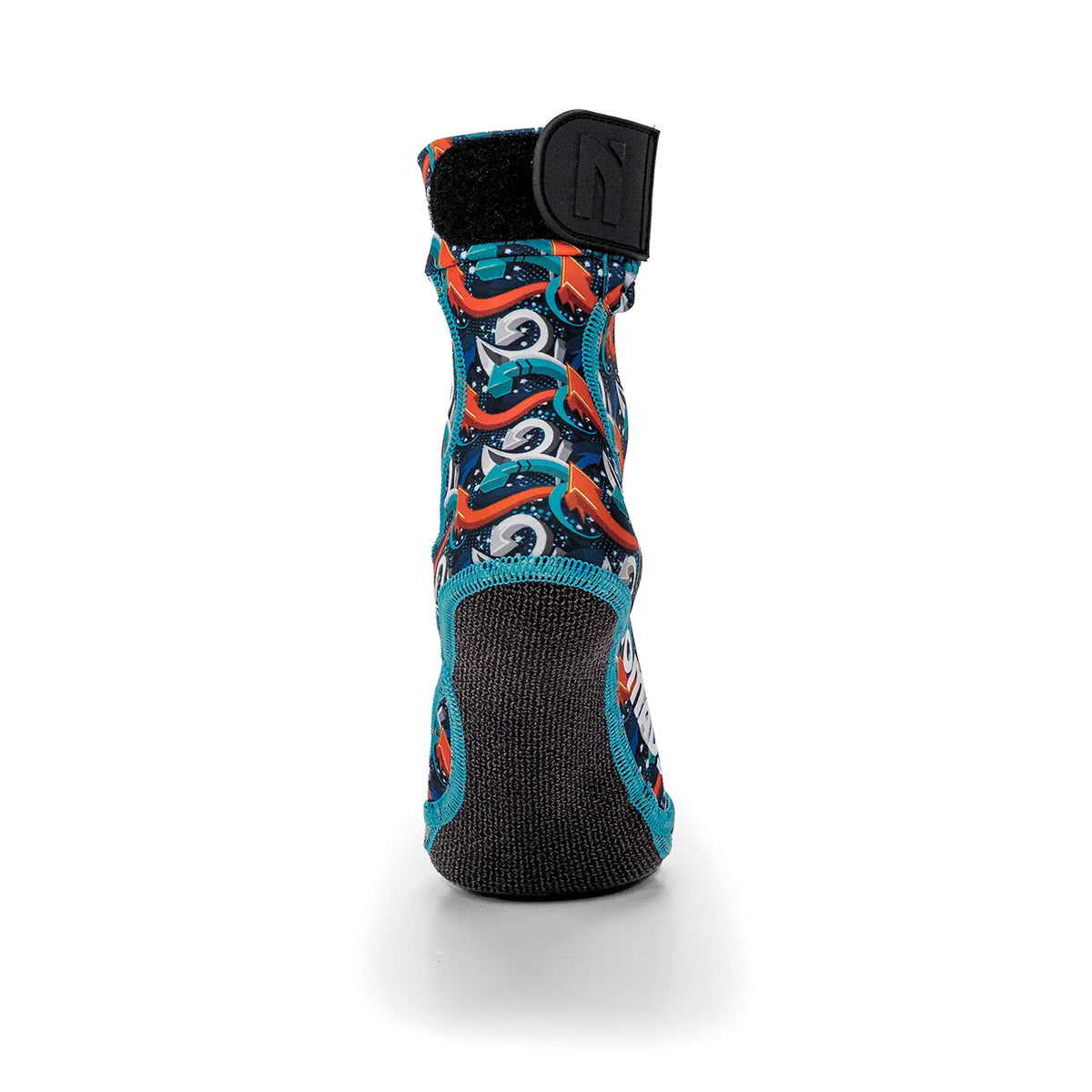 NOMADS Arrow Frenzy kids' beach socks, back view